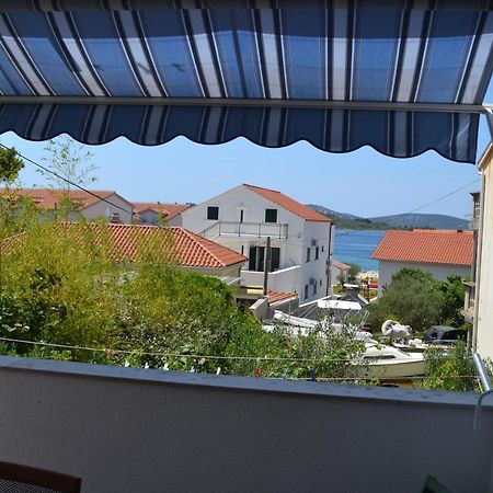 סרימה Apartments Lucija מראה חיצוני תמונה