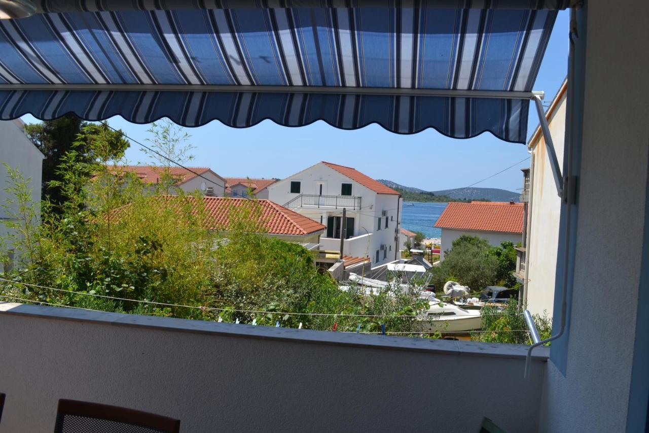 סרימה Apartments Lucija מראה חיצוני תמונה