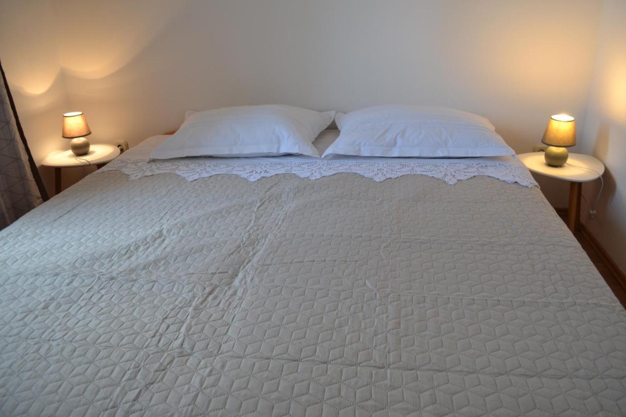 סרימה Apartments Lucija מראה חיצוני תמונה